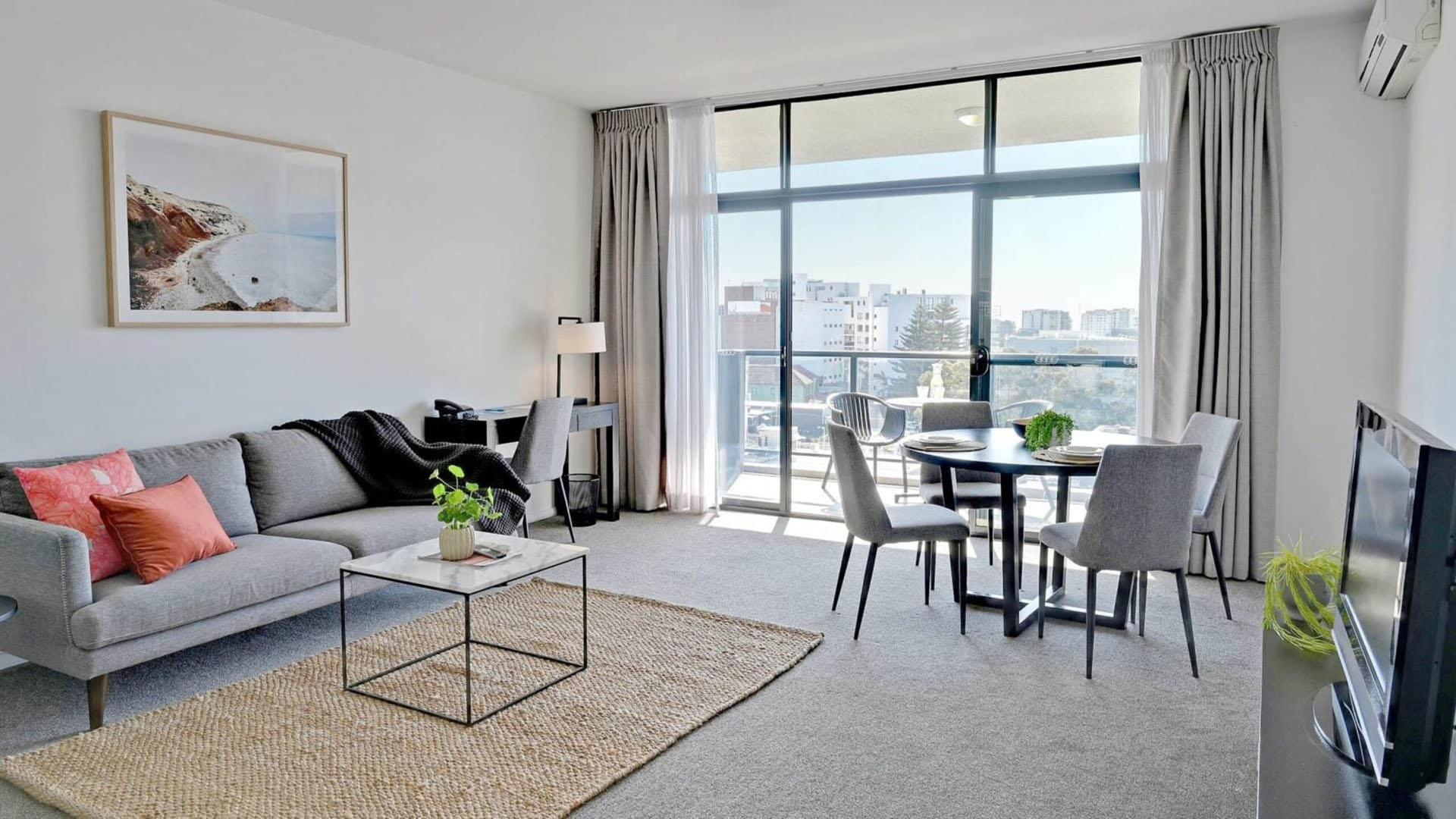 About Us Mantra Wollongong